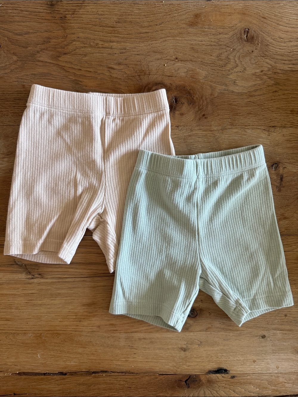 Winnie + Crew Set of 2 Toddler Ribbed Biker Shorts in Cream and Sage